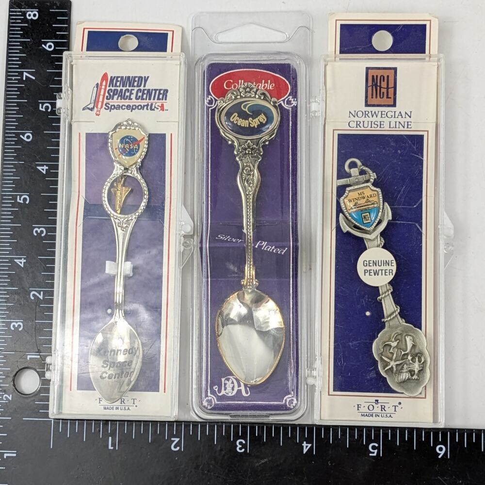 Lot 7 Vtg Souvenir Spoons NASA Space Zodiac Christmas Holiday Cruise EPNS Italy - Picture 16 of 16